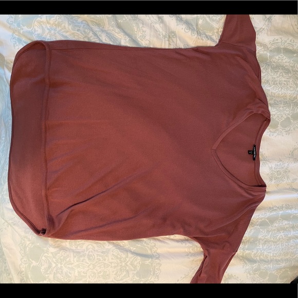 Express dark pink 3/4” V-Neck Tunic - Picture 4 of 5